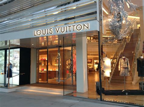 louis vuitton outlet gloucester.